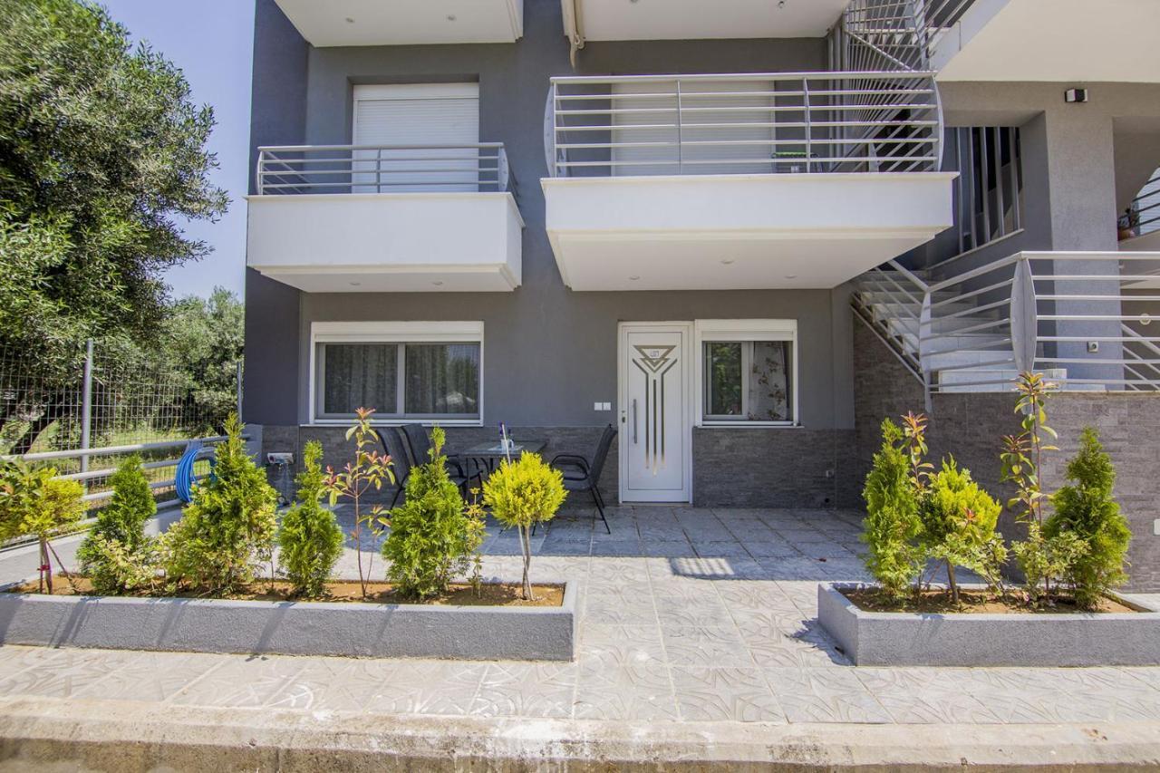 Kasta Bnb Ofrinion Exterior photo